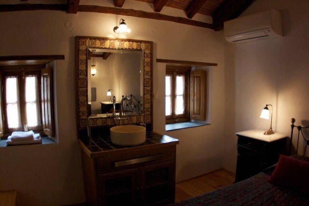 Malvasia Traditional Hotel Monemvasía Exterior photo